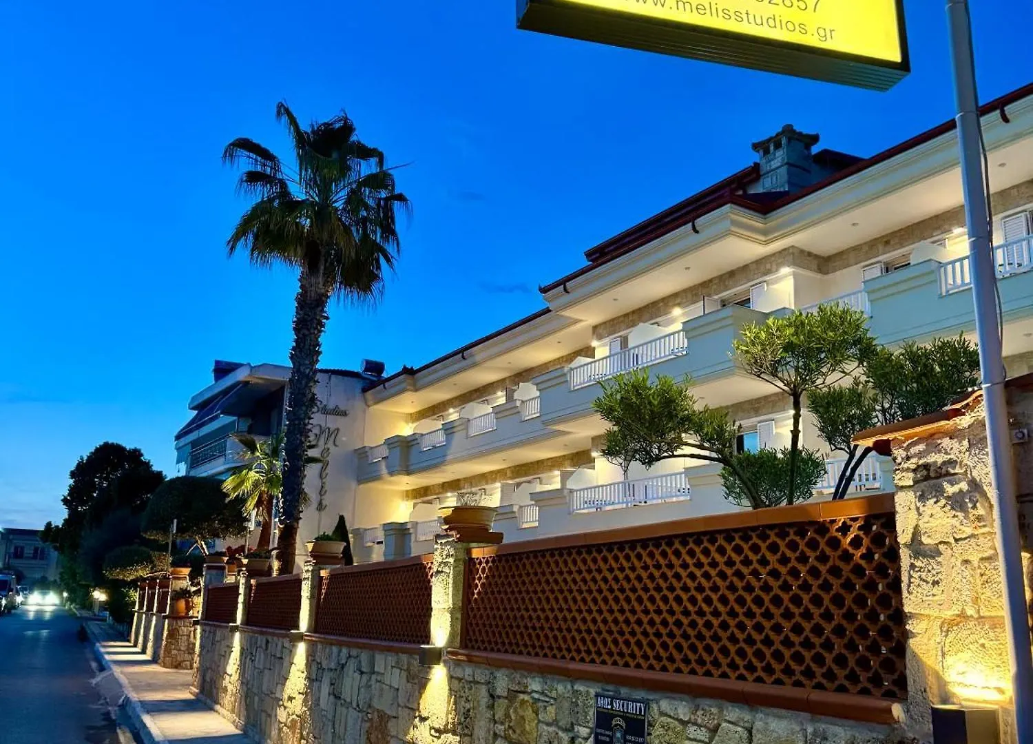 **** Aparthotel Melis Studios Greece