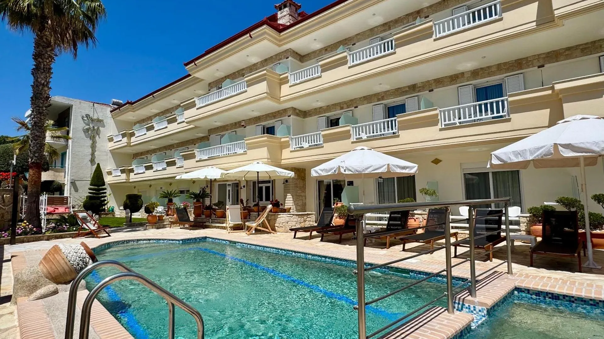 **** Aparthotel Melis Studios Greece