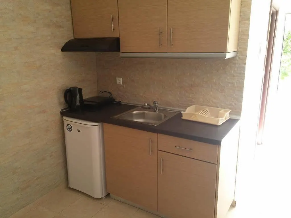 **** Aparthotel Melis Studios Greece